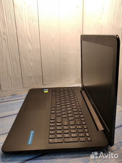Мощный Аsus c SSD + intel + 15