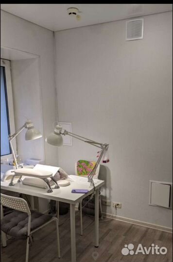 Аренда рабочего места мастера маникюра, массажиста