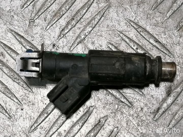 Форсунка двигателя Ford Focus 2005-2008