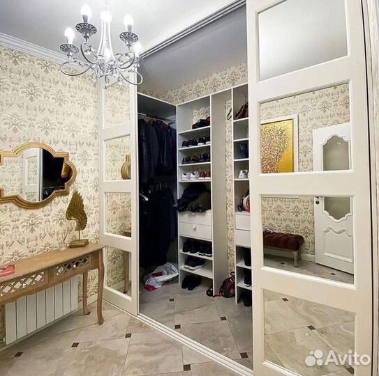 Шкафчик для ванной