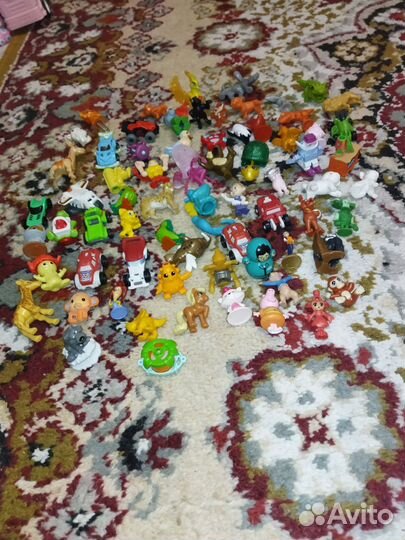 Игрушки из киндер сюрприза 65штук