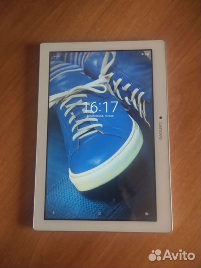 Lenovo планшет