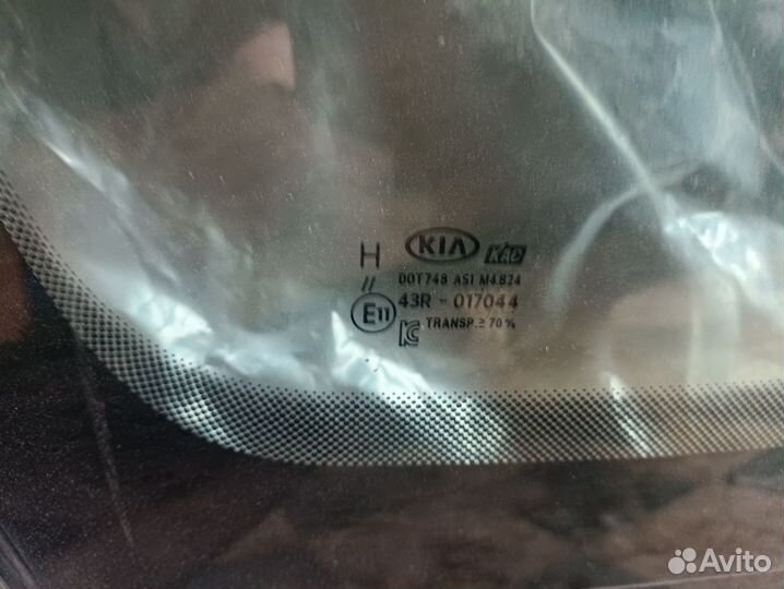 Лобовое стекло Kia Soul 861100K0090