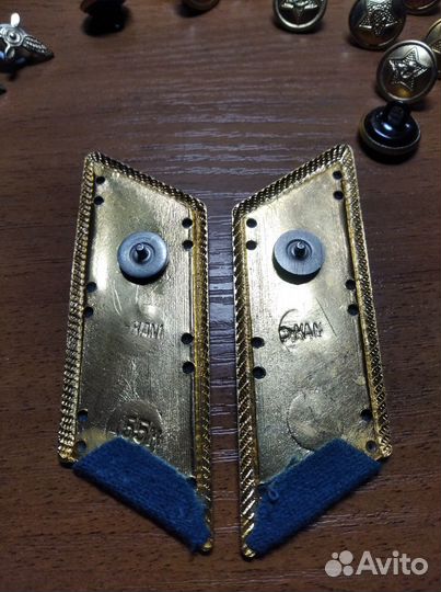 Петлицы и пуговицы СССР