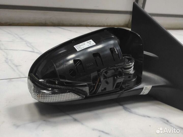 Зеркало боковое Toyota Corolla E180 правое