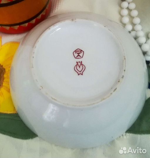 Предметы СССР деревянные и прочие