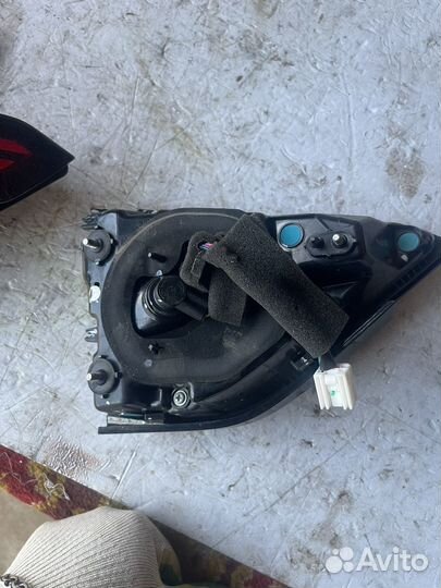 Фонарь правый внутренний geely coolray sx11