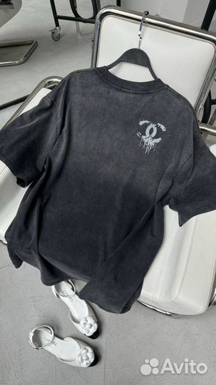 Оверсайз футболка Chanel серая