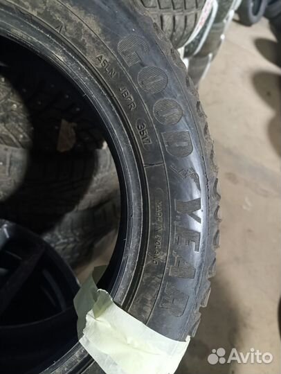 Goodyear Ultragrip Ice Arctic 195/55 R16 85T