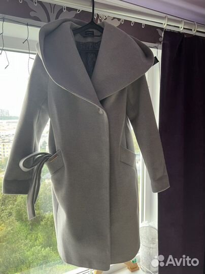 Пальто шерстяное 44/46
