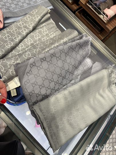 Платок шаль gucci оригинал из аутлета Барселоны