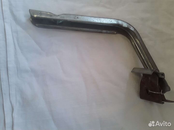 Деталь багажника на крышу авто