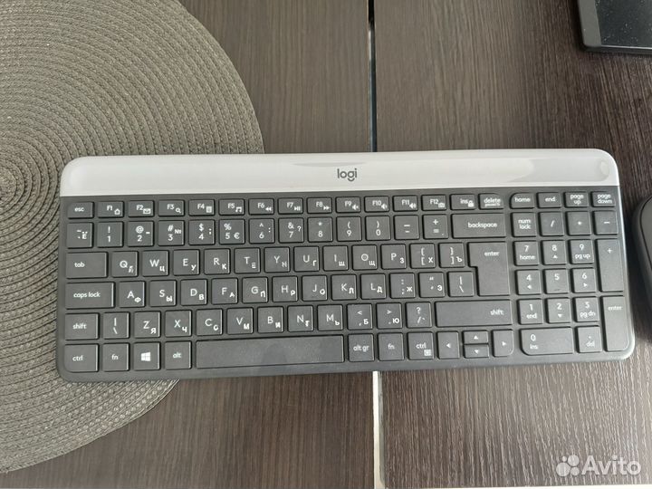 Беспроводная клавиатура и мышь logitech k470