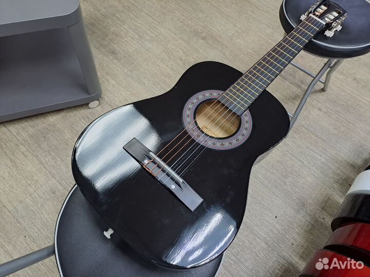 Гитара классическая чёрная для ребёнка размер 1/2