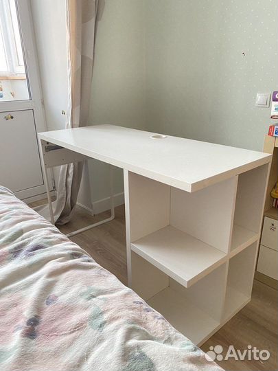 Компьютерный стол IKEA mikke