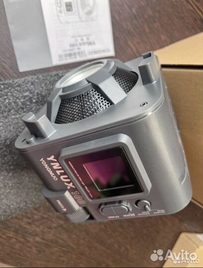 Видеосвет yongnuo ynlux100 с б/п