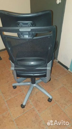 Компьютерное кресло