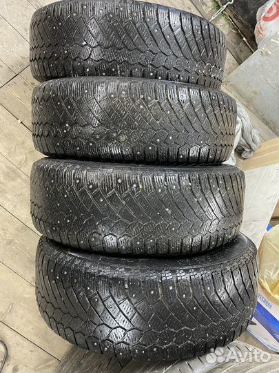 Continental ContiIceContact 4x4 225/65 R17
