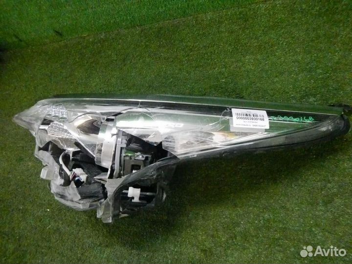 Фара левая Toyota Fortuner II (2015-2020) LED