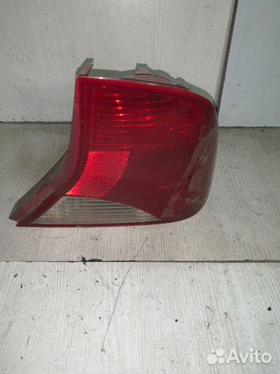 Стоп-сигнал задний правый Ford Focus 1 fydaya 1