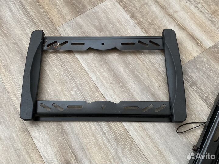 Кронштейн для телевизора