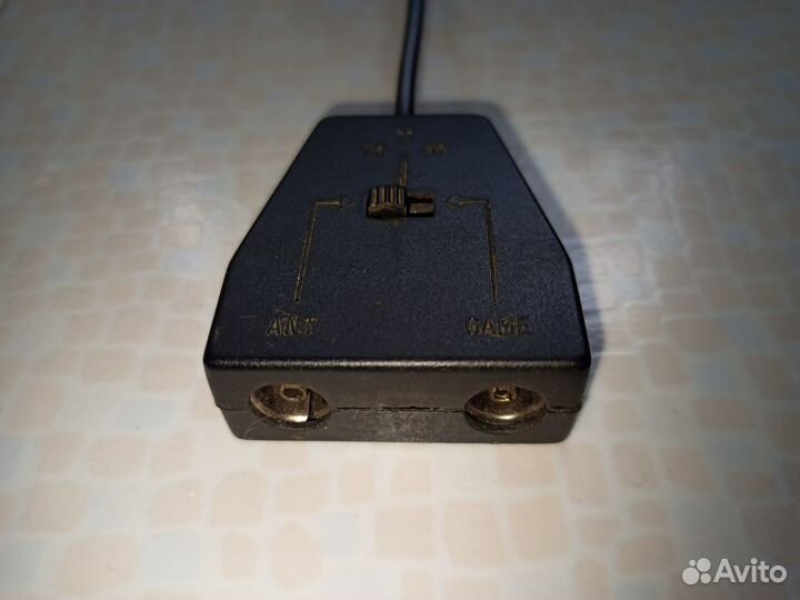 Антенный переходник: 1 папа, 2 мамы.переключатель