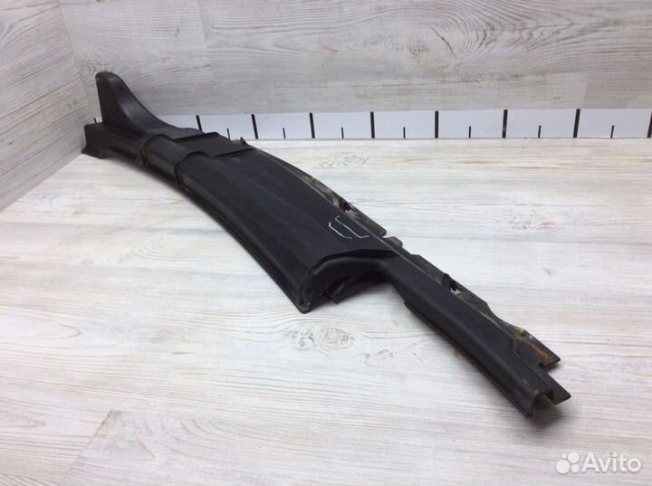 Решетка стеклооч. (планка под лобовое стекло)