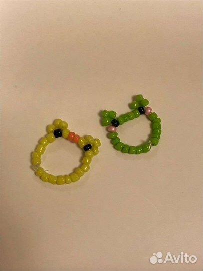 Украшения из бисера