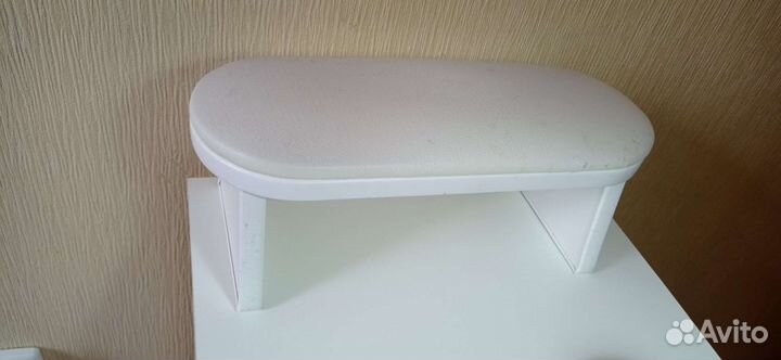 Подставка для рук маникюрная