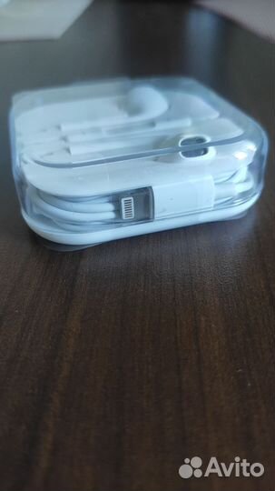 Наушники apple earpods
