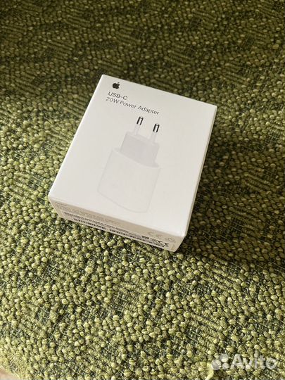 Зарядное устройство на iPhone