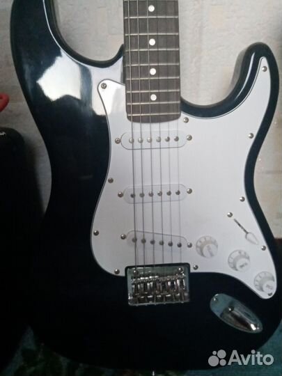Электрогитара Fender squier MM Stratocaster+MG10G