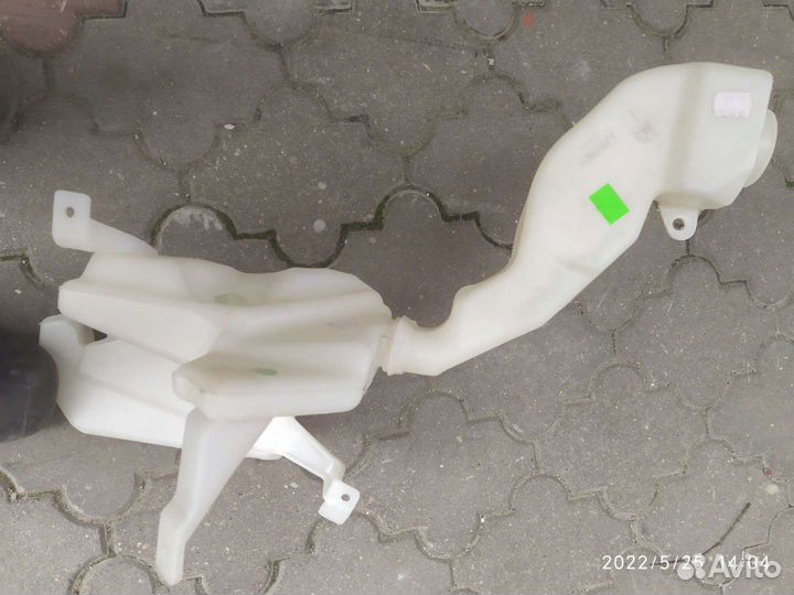 Бачок омывателя на volkswagen passat