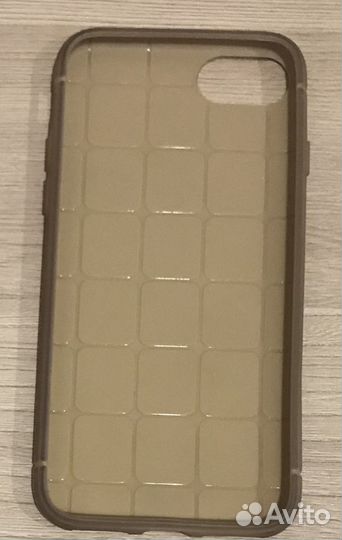 Чехол на iPhone 7