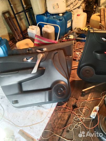 Дверные карты Renault Koleos