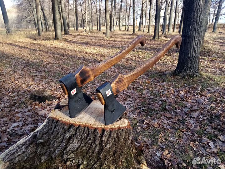 Топор зик лесной