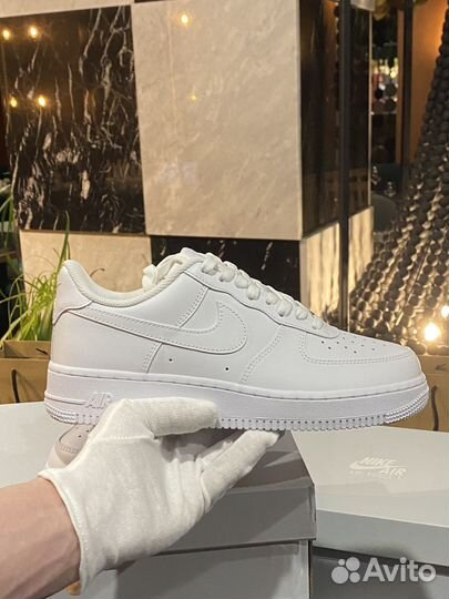 Nike Air Force 1