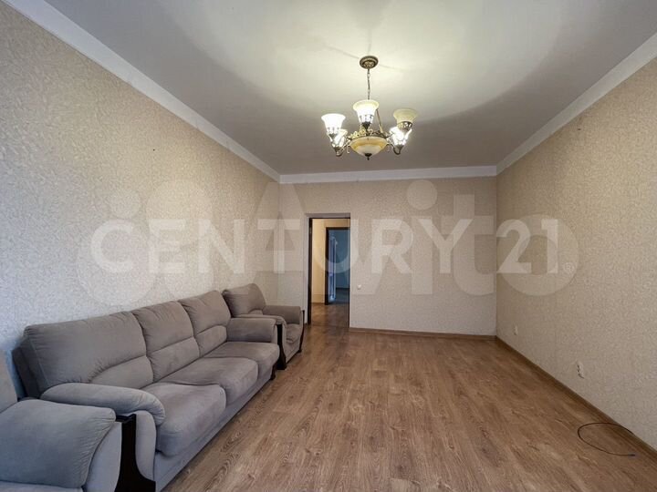 3-к. квартира, 92 м², 2/5 эт.