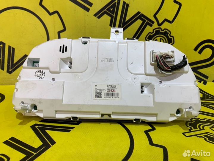 Панель приборов Mitsubishi Outlander GF8W 4J12