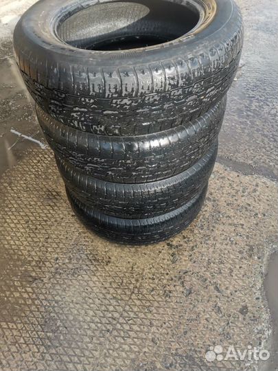 Bridgestone Dueler H/T 225/65 R17