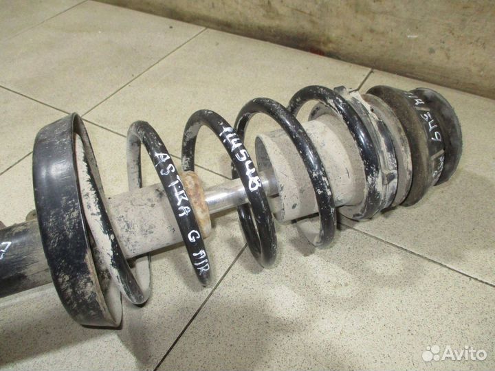 Пружина передняя Opel Astra G