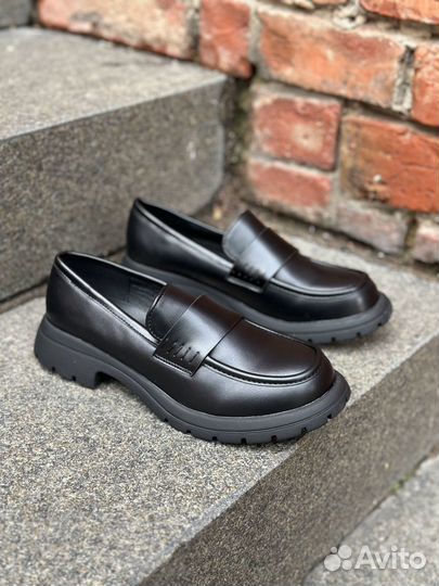 Черные Лоферы