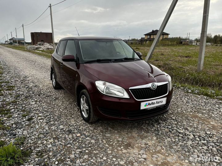 Skoda Fabia 1.2 МТ, 2010, 245 253 км