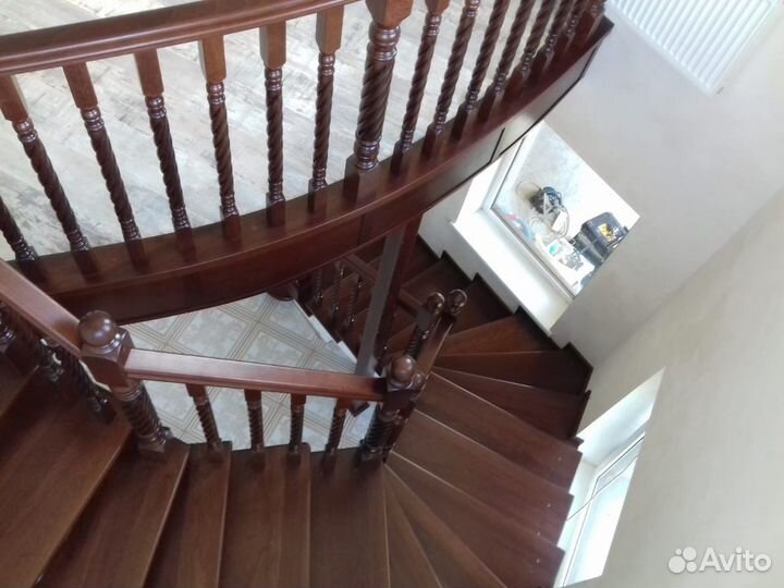 Изготовление и монтаж деревянных лестниц