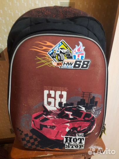 Школьный рюкзак