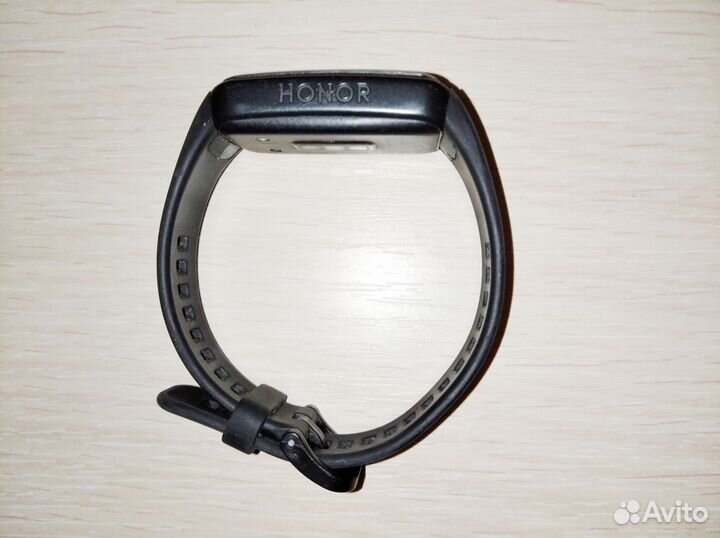 Смарт часы Huawei band 6