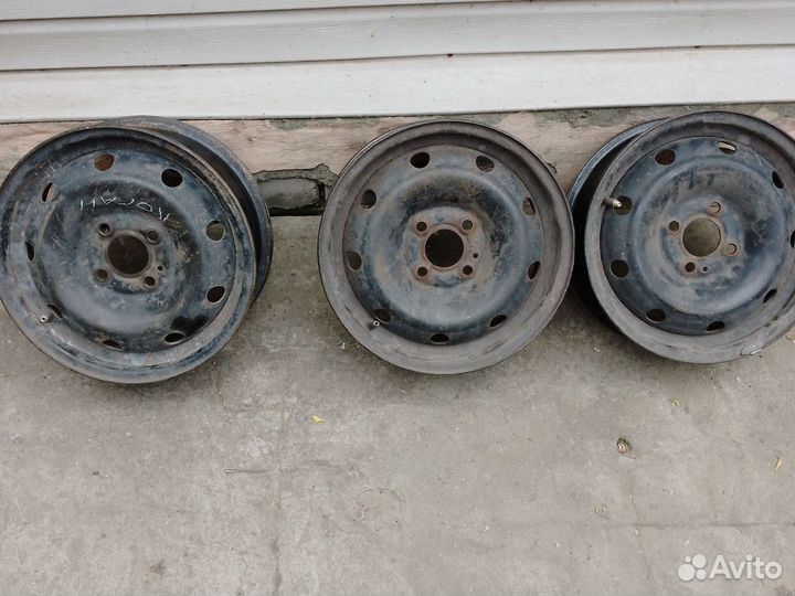 Диски на renault logan r14 3 штуки