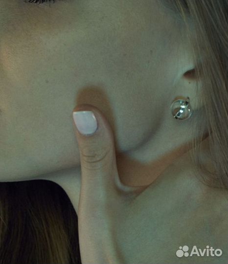 Серьги avgvst