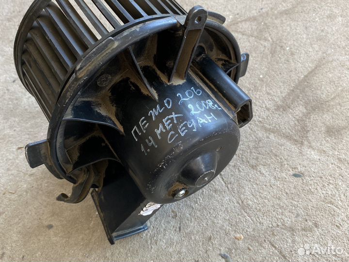 Моторчик печки peugeot 206 Пежо 206