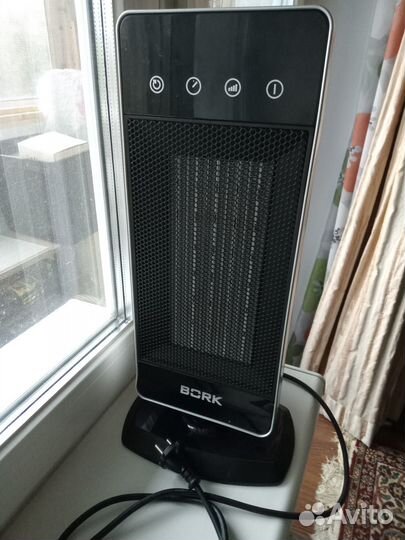 Керамический обогреватель Bork. Тепловентилятор